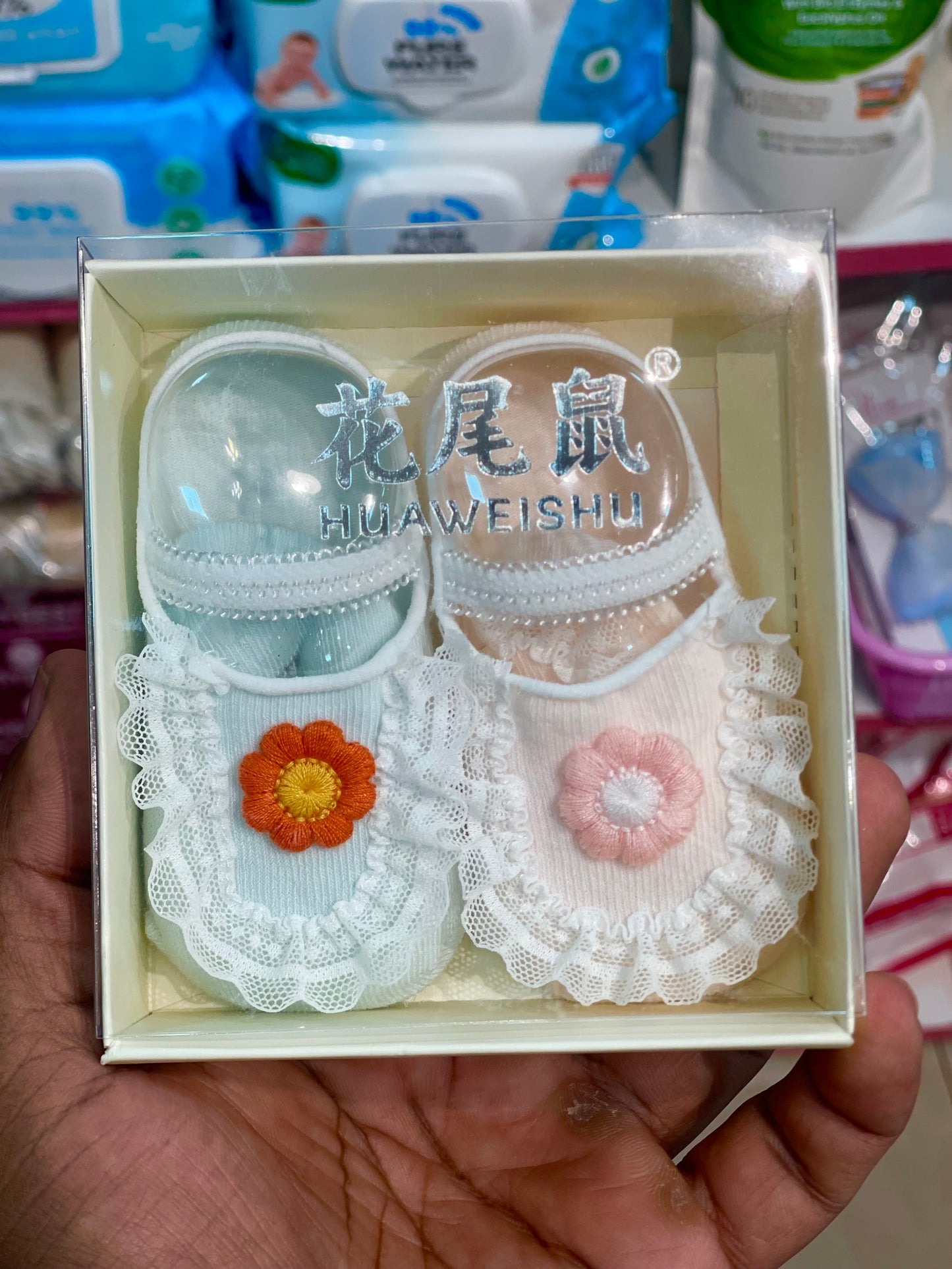 Newborn shoes two pair